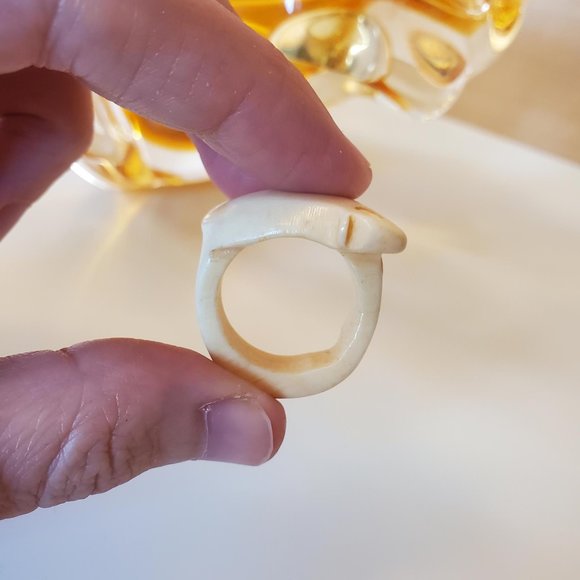 Hand Carved Natural Bone Cream Animal Etched Ring - Picture 7 of 8